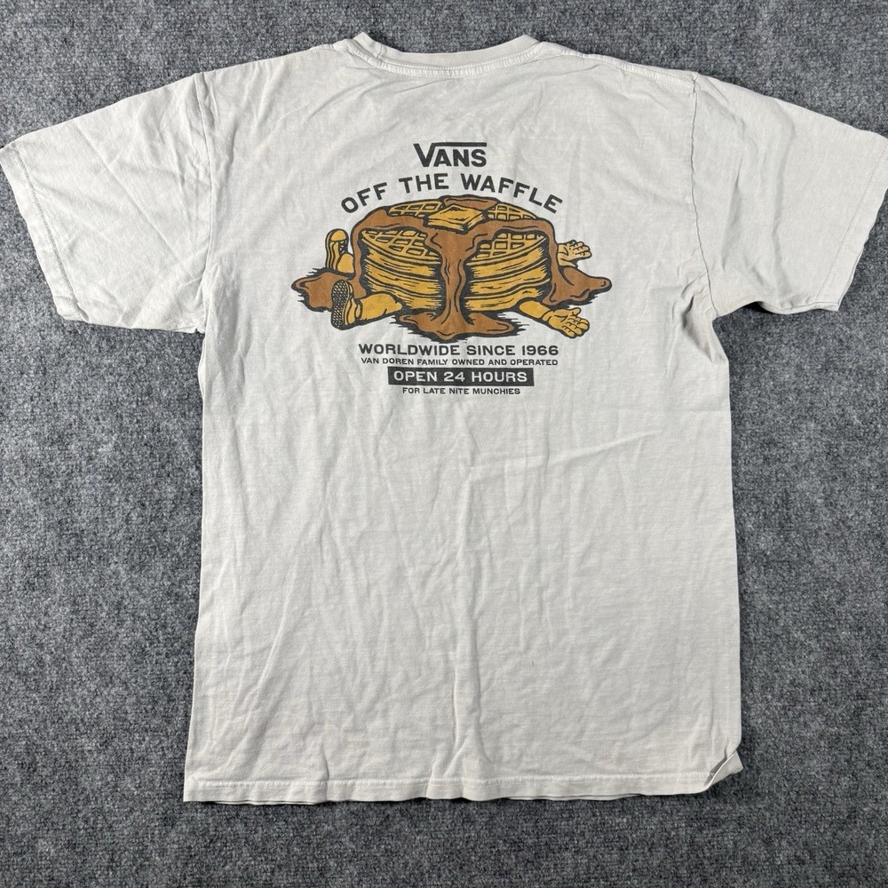 Vans "Off The Waffle" Men's Classic Fit Graphic T Shirt Medium